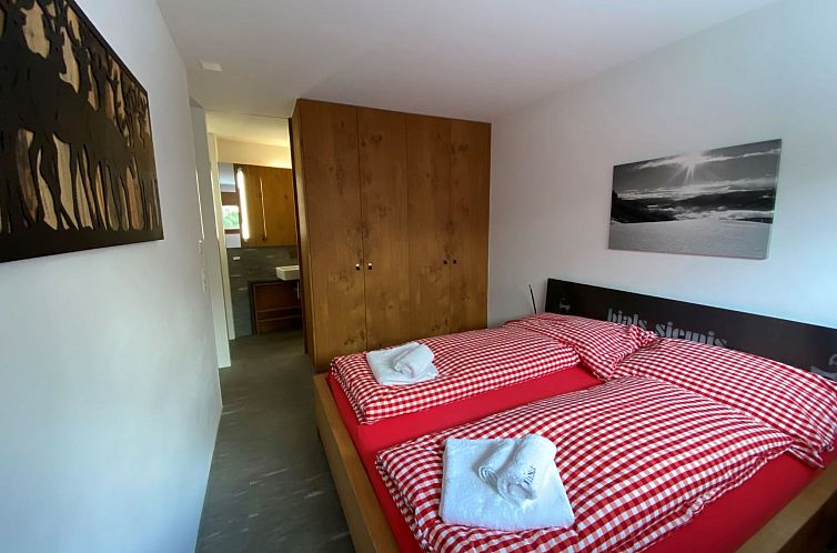 Appartement Casa Admisa, (Flims Dorf). 3.5 Ferienwohnung, 2 