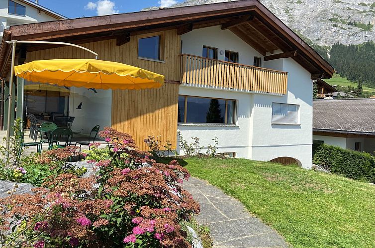 Unterkunft 1822555 - Ferienhaus Graubünden - Vakantiehuis El Cantun, (Flims Dorf). 6-Zimmer Einfamilienha