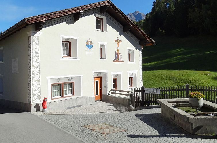 Appartement Ferienwohnung Chasa Quadra