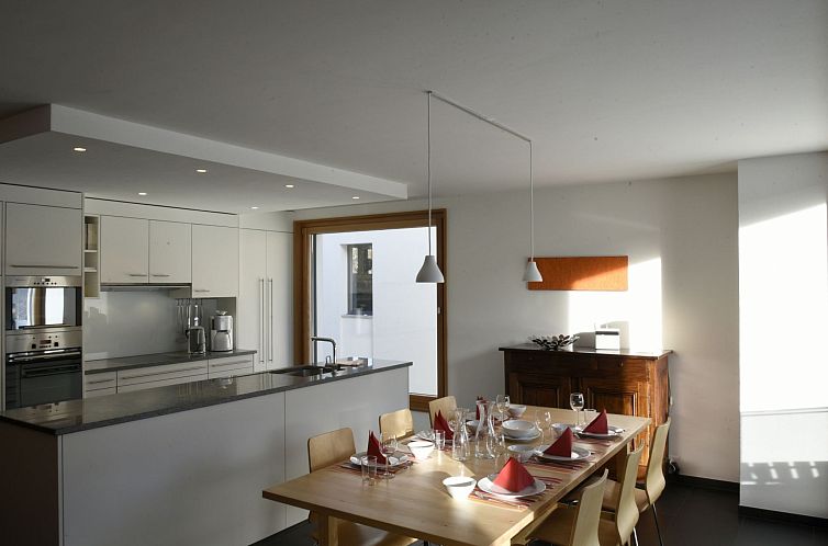 Appartement CRAISTA 8, (Scuol).