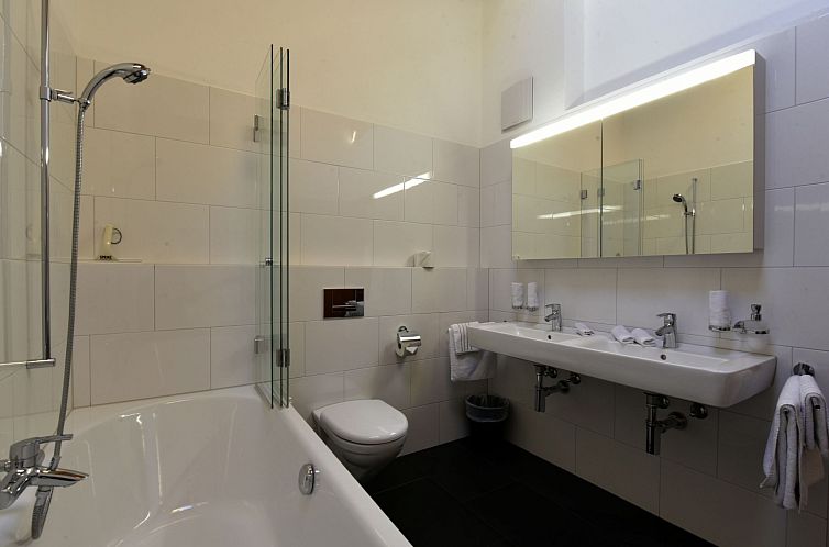 Appartement CRAISTA 8, (Scuol).