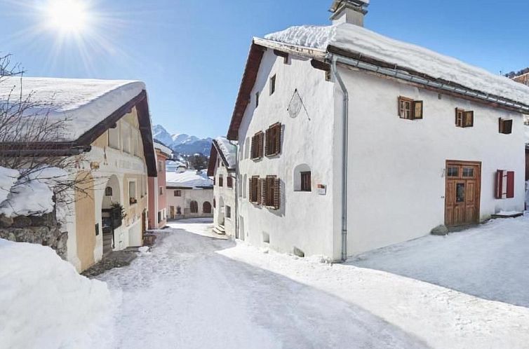 Guest house 1822743 - Apartment Under Gräub / Grisons - Appartement Engadina oben