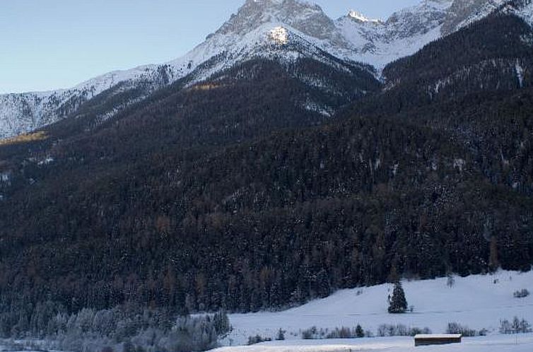 Appartement Chasa Ravagl, (Scuol).