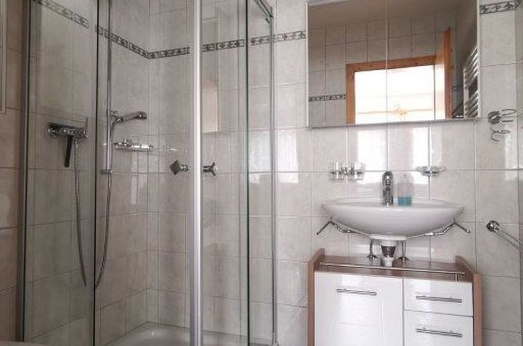 Appartement Aquileia****, (Scuol)