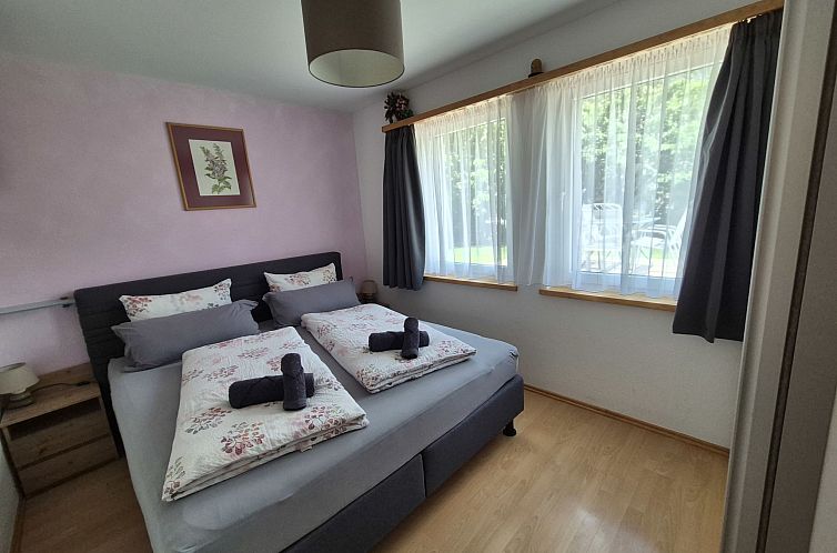 Appartement Aquileia****, (Scuol)