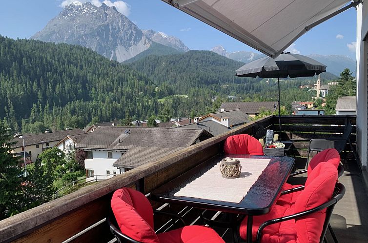 Appartement Sotchà 8c, (Scuol).