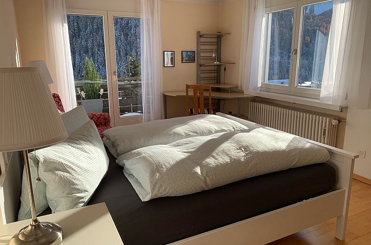 Appartement Sotchà 8c, (Scuol).