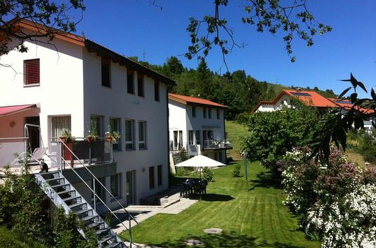 Appartement Aquileia****, (Scuol).