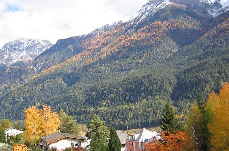 Appartement Aquileia****, (Scuol).