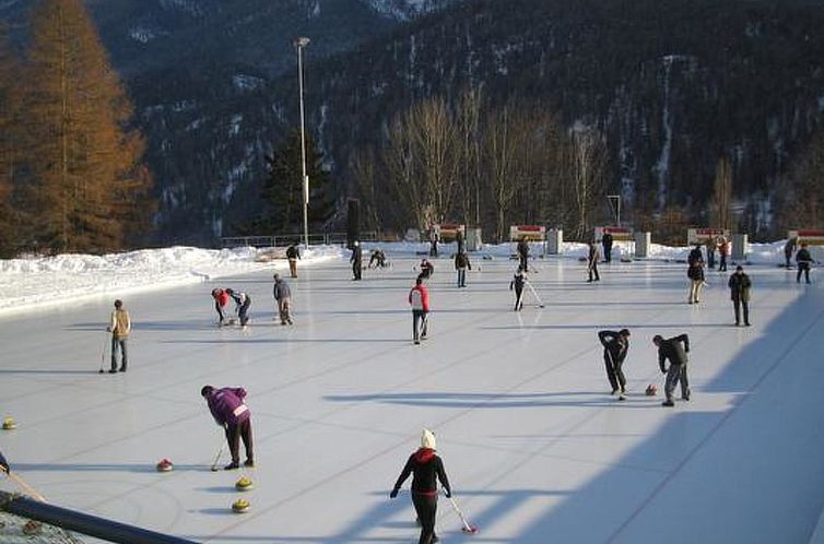 Appartement Aquileia****, (Scuol).
