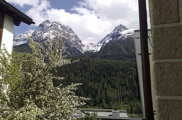 Appartement Ferienwohnungen Chasa Valär, (Scuol).