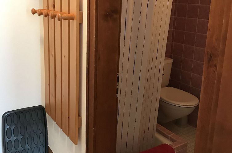 Appartement Ferienwohnungen Chasa Valär, (Scuol).