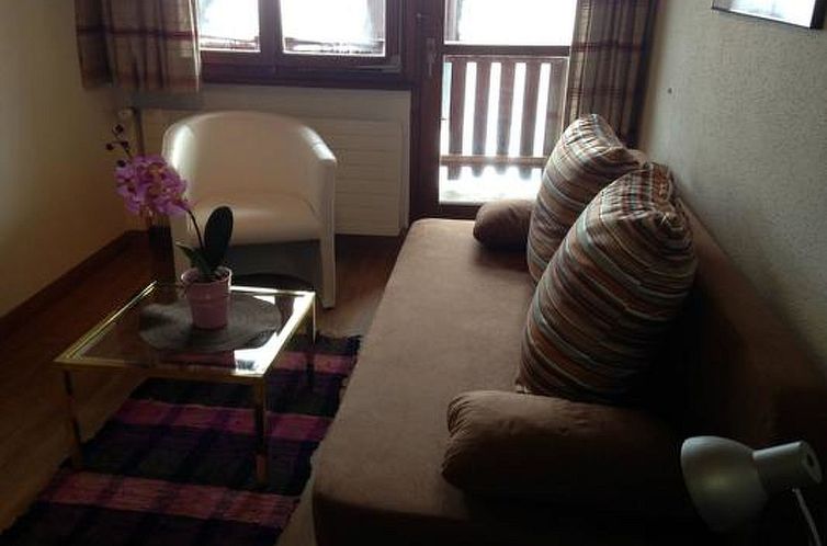 Appartement Ferienwohnungen Chasa Valär, (Scuol).
