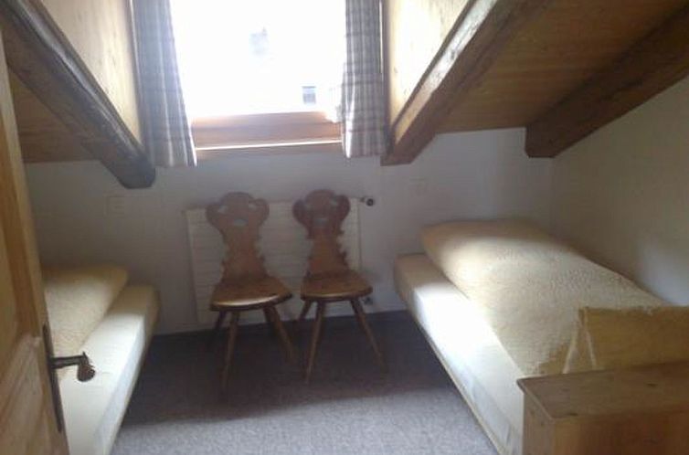 Appartement Ferienwohnungen Chasa Valär, (Scuol).