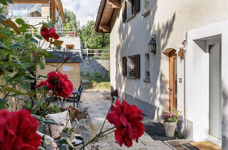 Appartement Haus Bergjuwel Aura, (Scuol)