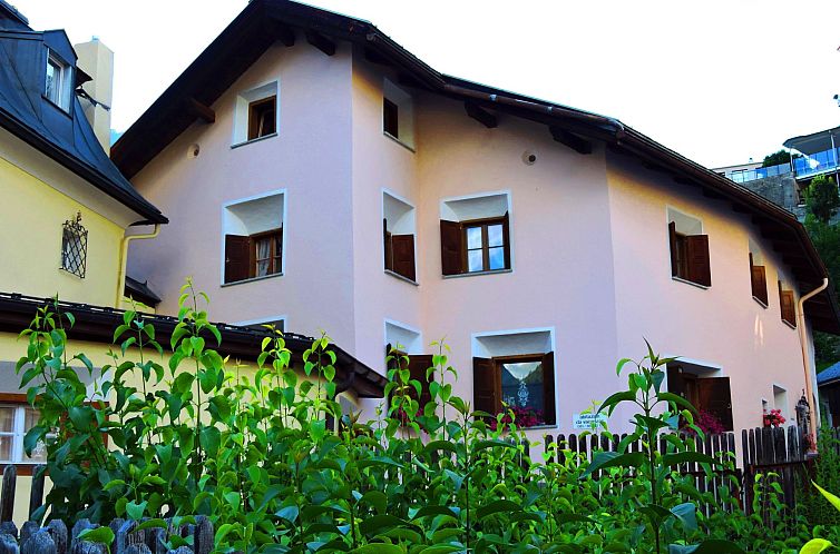 Appartement Chasa Calcagnini, (Scuol).
