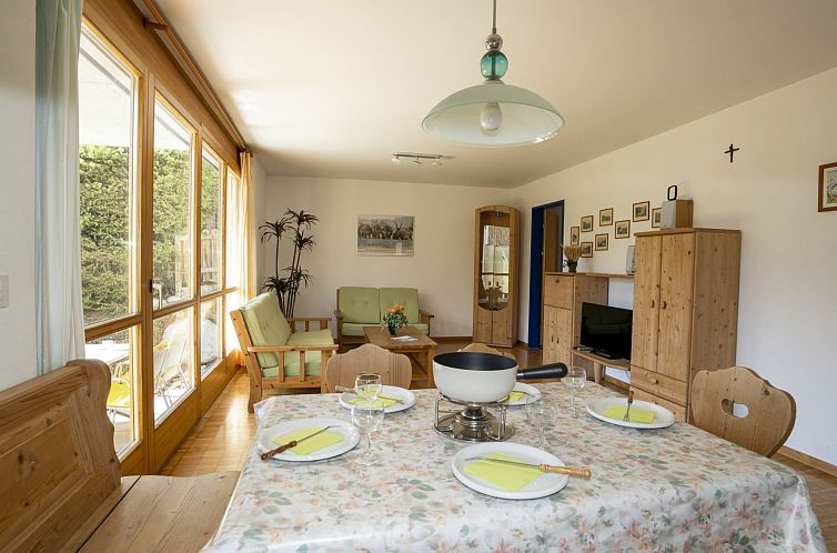Appartement Senda, (Scuol).