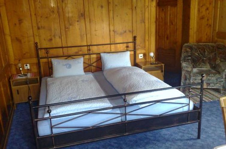 Appartement Ferienwohnungen Chasa Valär, (Scuol)