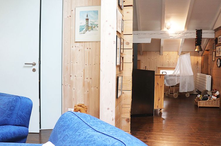 Appartement Casa Igniv, Andiast, (Andiast).