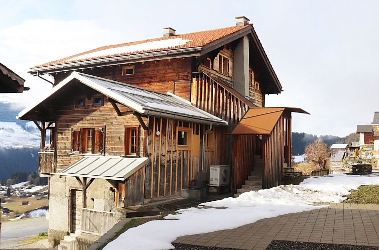 Appartement Casa Igniv, Andiast, (Andiast).