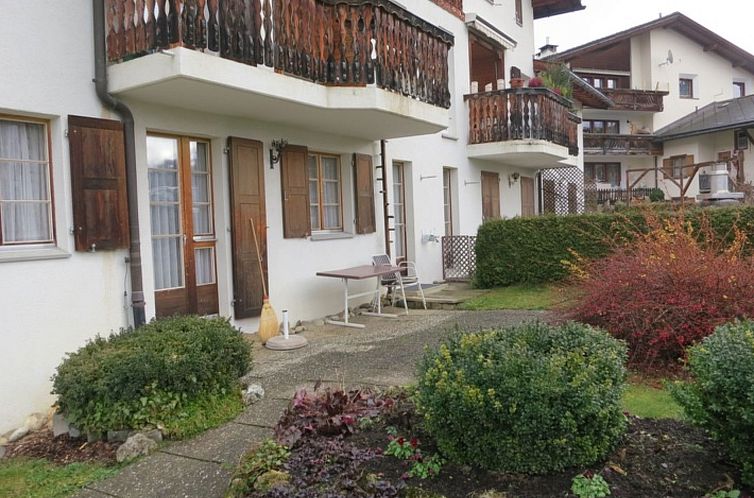 Appartement Casa Davos Cuort Good, Vella, (Vella).