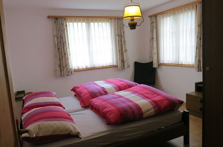 Appartement Casa Davos Cuort Good, Vella, (Vella).