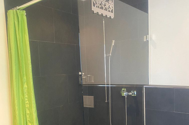 Appartement Denter Uauls Tanno, Vella, (Vella).