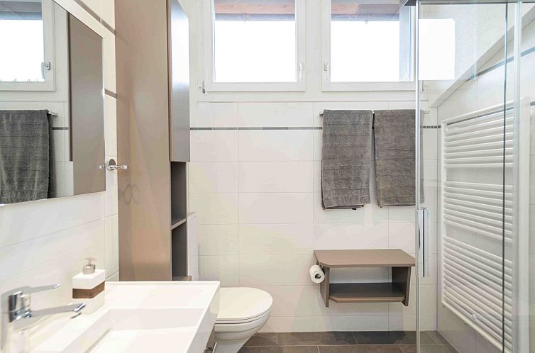 Appartement Arnika Attika, Obersaxen Affeier, (Obersaxen Aff