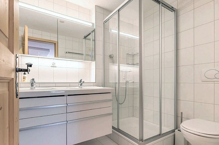Appartement Alprüüsch, Obersaxen-Misanenga, (Obersaxen), 3