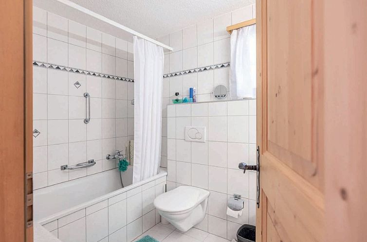 Appartement Alprüüsch, Obersaxen-Misanenga, (Obersaxen), 3