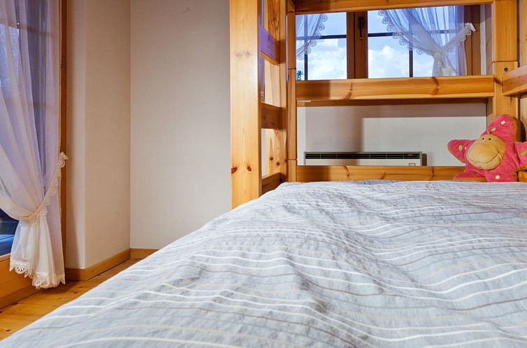 Appartement Ferienhaus Annahüs, Obersaxen-Misanenga, (Obers