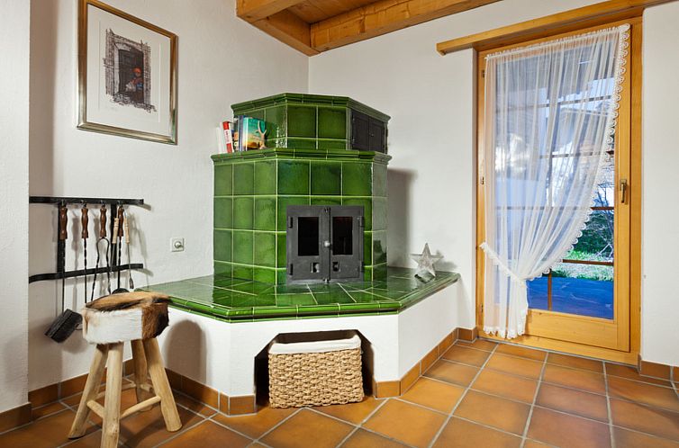 Appartement Ferienhaus Annahüs, Obersaxen-Misanenga, (Obers
