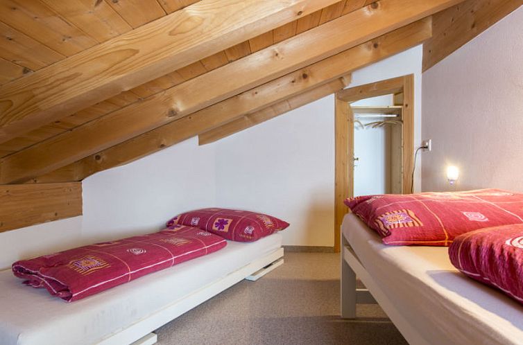 Appartement Arzgruoba, Obersaxen-Misanenga, (Obersaxen), 340