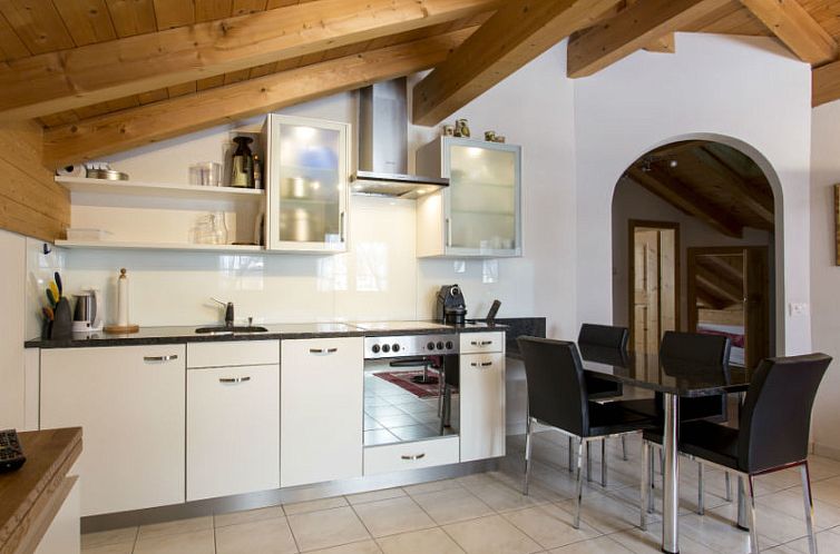 Appartement Arzgruoba, Obersaxen-Misanenga, (Obersaxen), 340