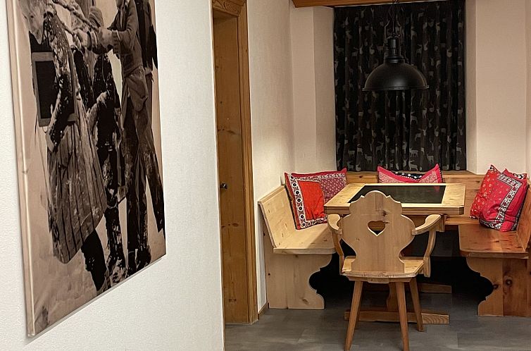 Appartement Plaz 117, (Ftan).