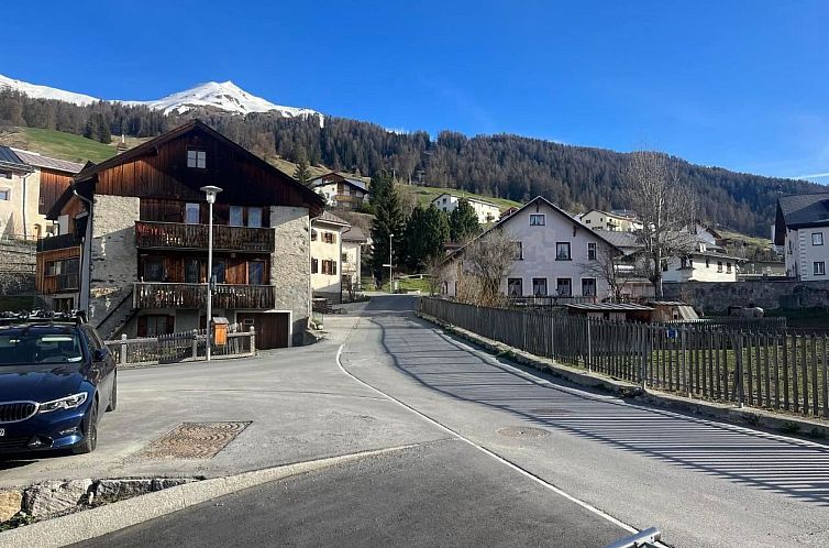 Appartement Gemütlich eingerichtete Ferienwohnung "Chasa"