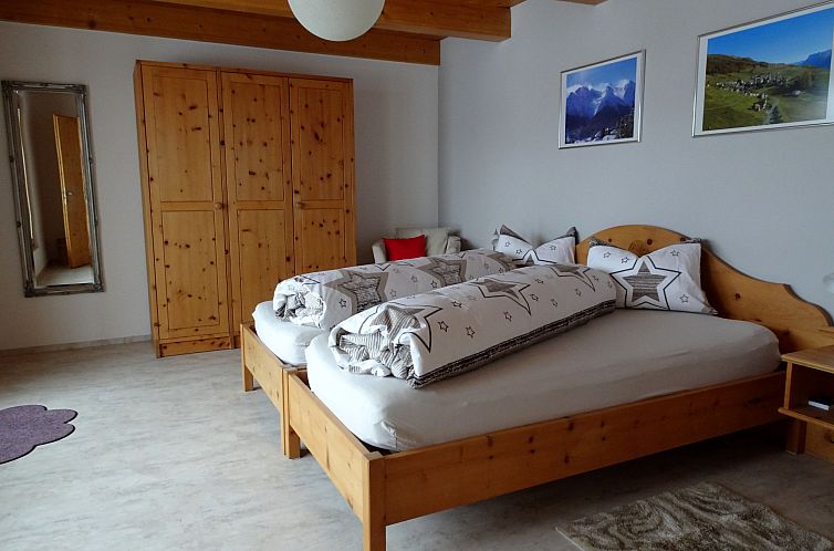 Appartement Chasa Fionas - Einfamilienhaus Fam. Pitsch, (Fta
