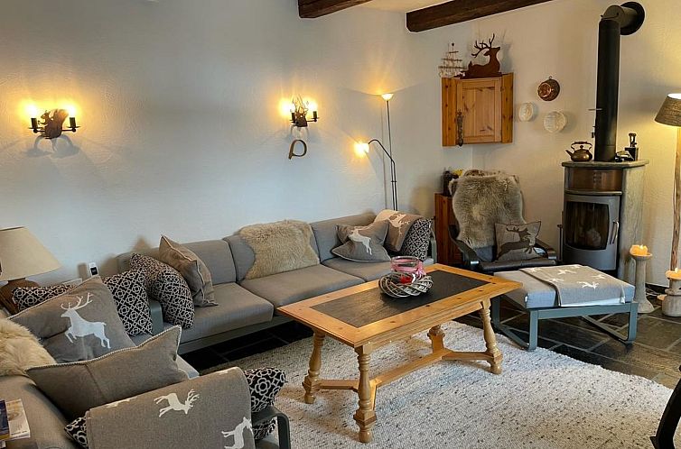 Appartement Mugliner 117A, (Ftan).