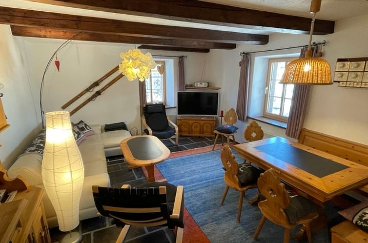 Appartement Mugliner 117A, (Ftan).