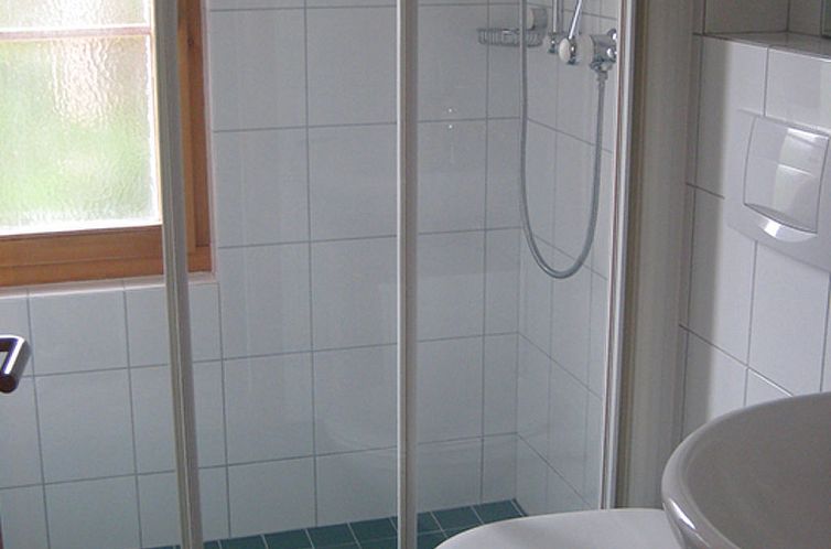 Appartement Iten, (Ftan).