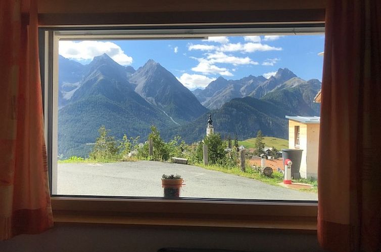 Appartement Fionas 264, (Ftan).