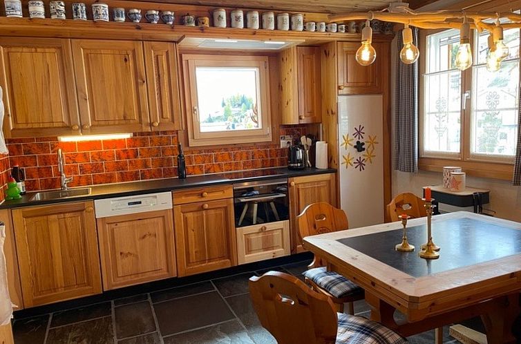 Appartement Mugliner 117A, (Ftan)