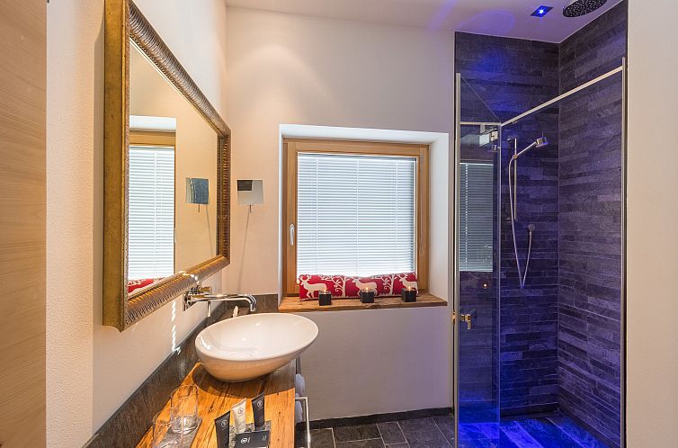 Appartement alpinlodge & spa*****, (Samnaun-Ravaisch).