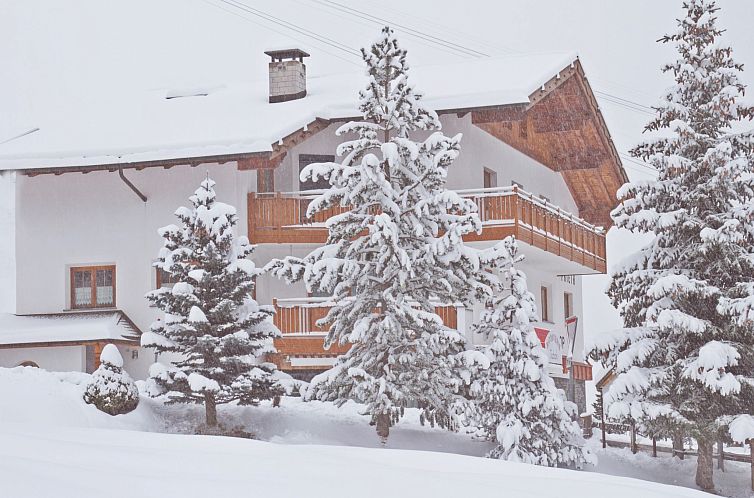 Appartement Apart Prieth Samnaun, (Samnaun-Ravaisch).