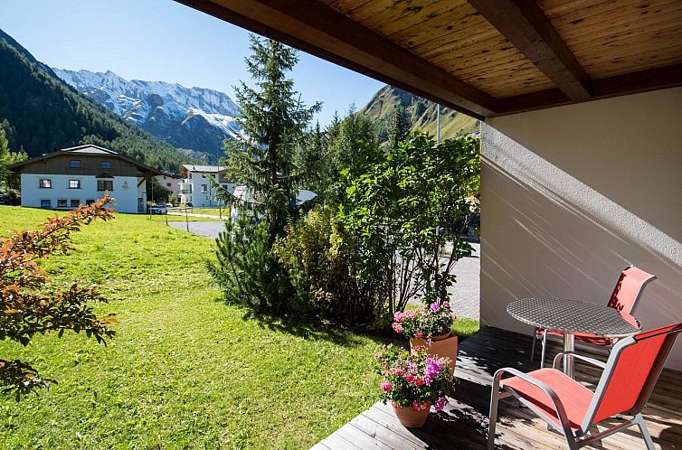 Appartement Chasa SERAINA, (Samnaun-Dorf).