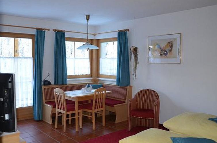 Appartement Haus Helvetia, (Samnaun-Compatsch).