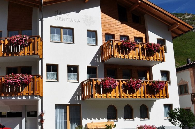 Appartement Haus Gentiana, (Samnaun-Laret).