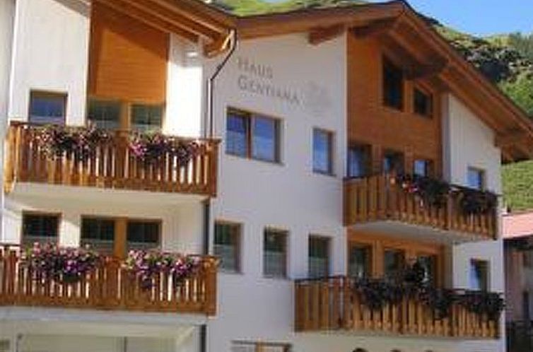 Appartement Haus Gentiana, (Samnaun-Laret).
