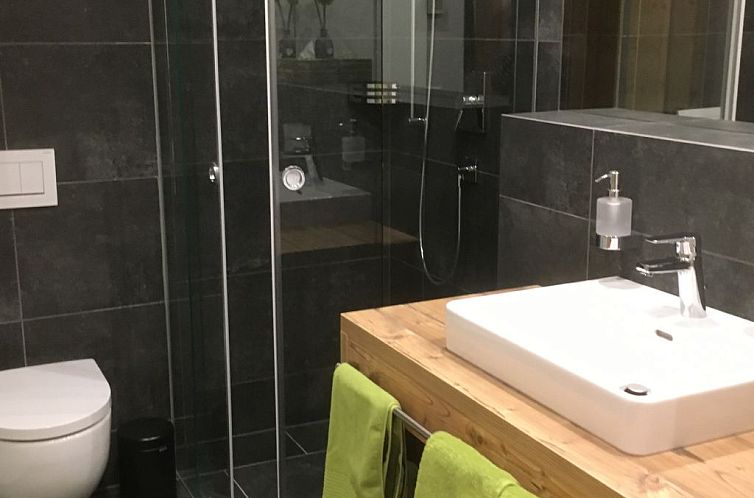 Appartement Suot Crapalb, (Samnaun-Laret).