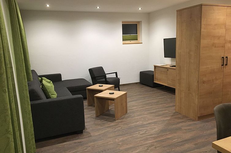 Appartement Suot Crapalb, (Samnaun-Laret).